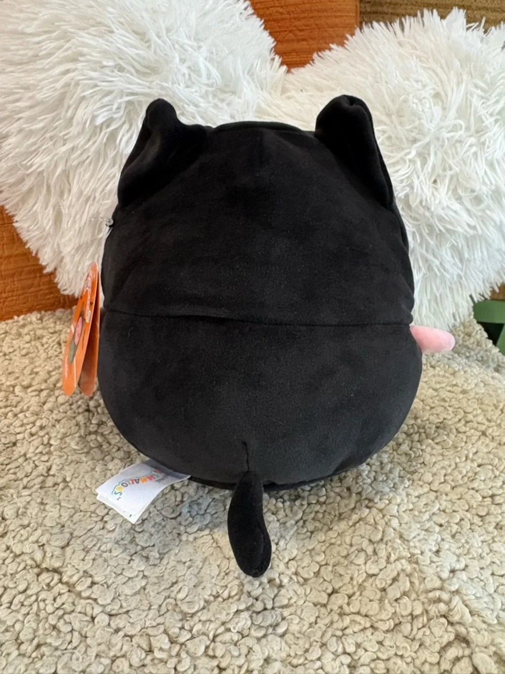 SQUISHMALLOW | Special Edition | Archie in Cleo the Cat Costume - Picture 2 of 3